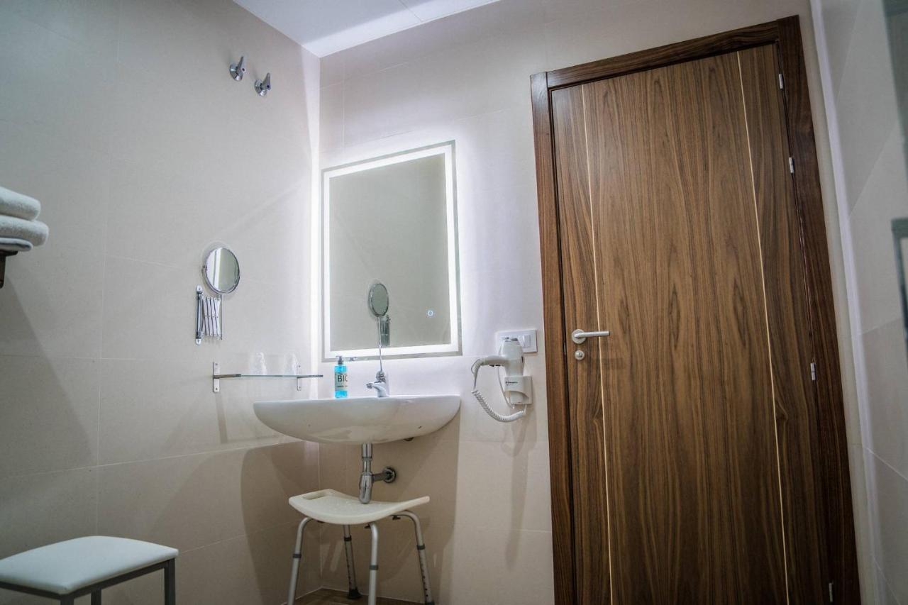 Hotel Rural La Teja Сегура-де-Леон Экстерьер фото