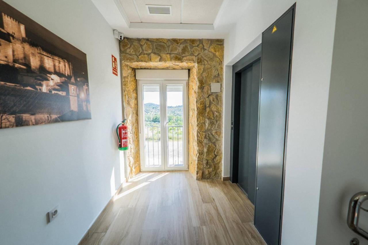 Hotel Rural La Teja Сегура-де-Леон Экстерьер фото