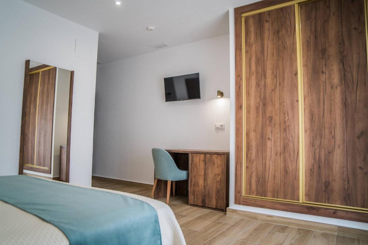 Hotel Rural La Teja Сегура-де-Леон Экстерьер фото