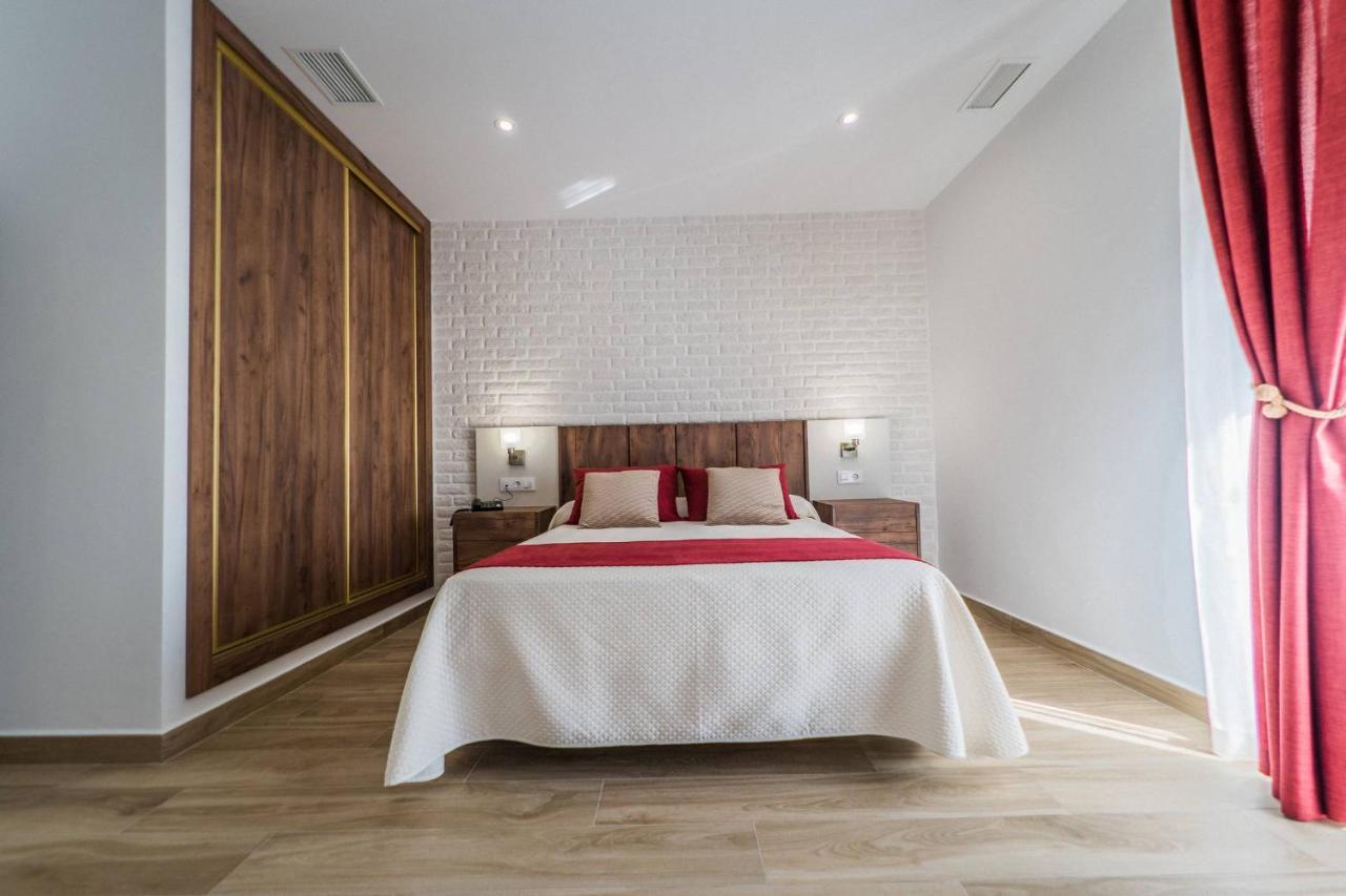 Hotel Rural La Teja Сегура-де-Леон Экстерьер фото
